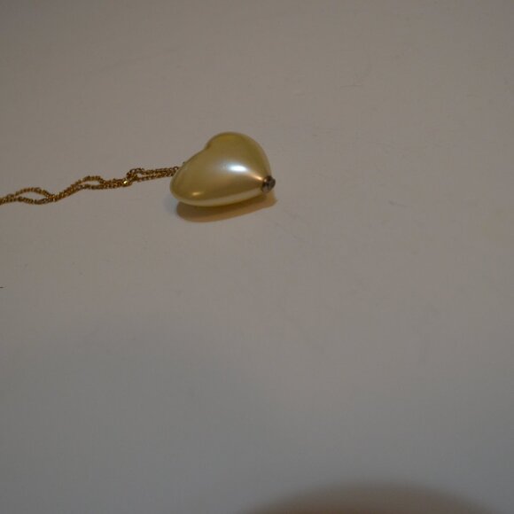 Necklace Chain & Pendant Golden Tone Faux Pearl Pearlescent Bead Rings Fastener - Picture 4 of 6